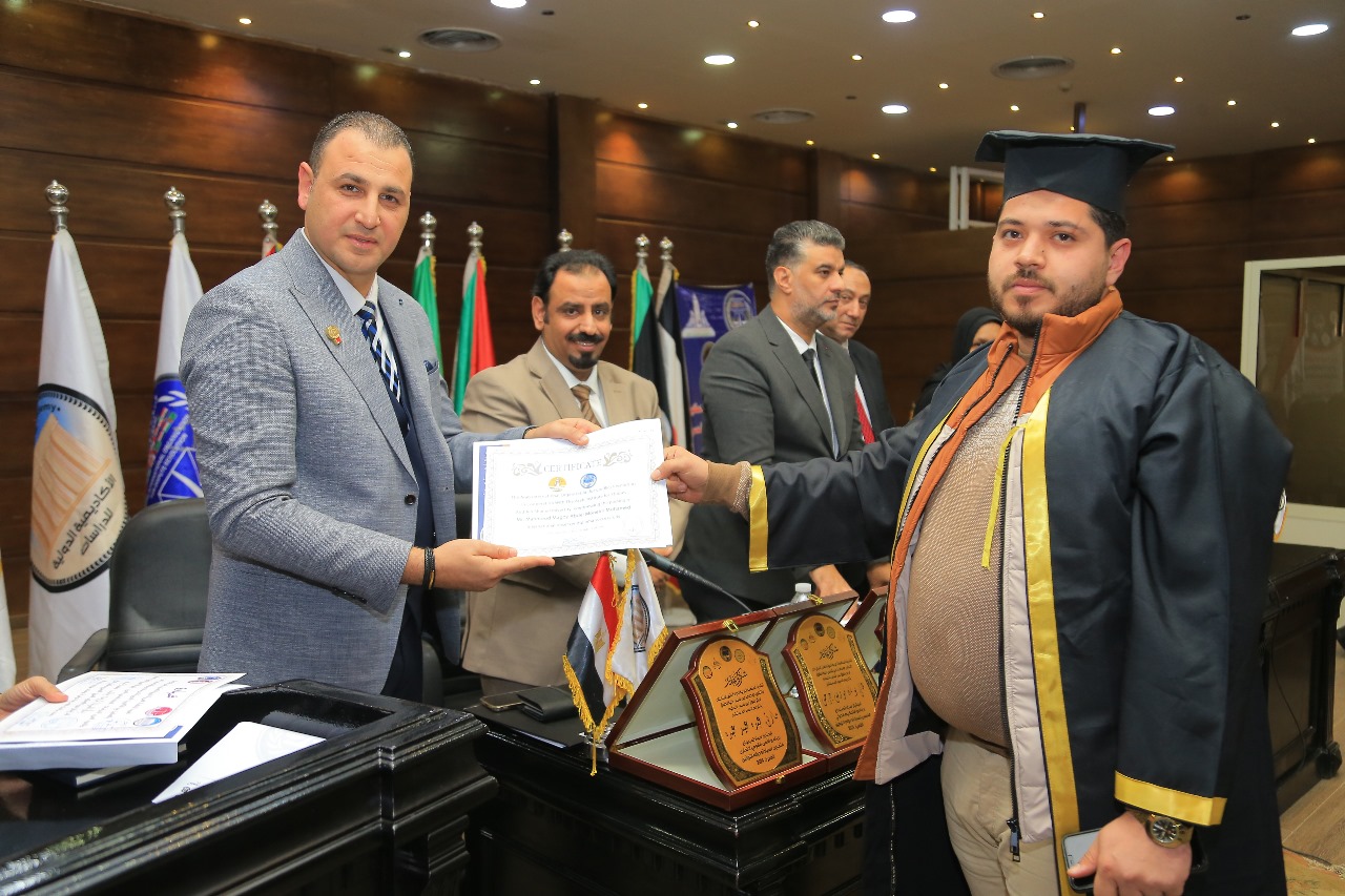 صورة من العمل 16